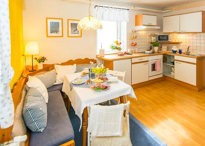 Haus Emma Апартаменты *